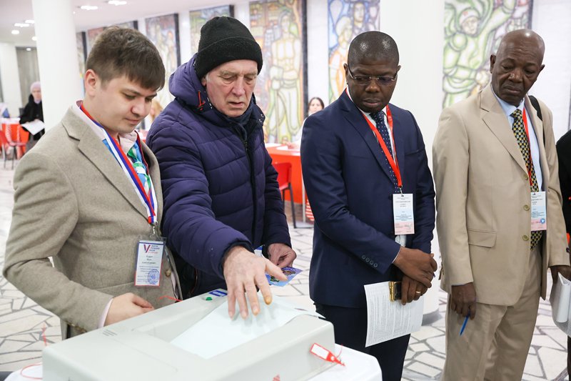 Наблюдатели высоко оценили организацию выборов президента России / События на ТВЦ