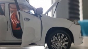 Unboxing of Lexus LX 570 || 1/18 Scale || LCD Models