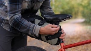 Установка подседельной сумки на 14л | MaseyBikepack