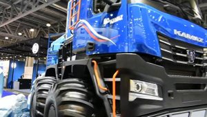 Самый дорогой и гигантский КАМАЗ в мире: КАМАЗ-Арктика (-6355) 8х8 с кабиной К5 за 15 млн рублей