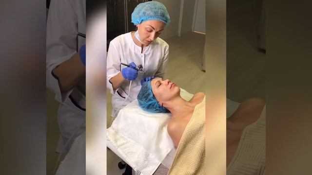 Безъиньекционная биоревитализация на аппарате Барофорез смотреть онлайн