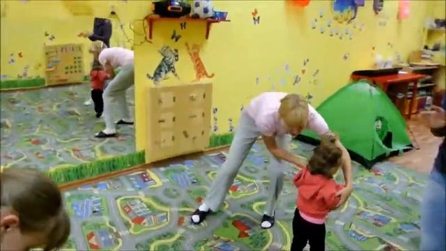 Детский центр 'УМКА' - Развитие с мамой 23.09.14 смотреть онлайн