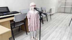 Мурзагареева Мария, 6 лет "Волшебный Цветок"