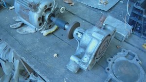 Насос откачиваем воду помпой автомобиля  с самодельным клапаном