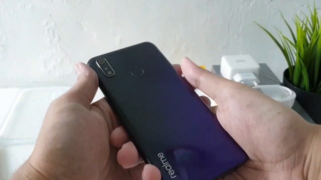 Unboxing Realme 3 Pro HP Gaming Snapdragon 710 Pesaing Xiaomi Redmi Note 7 + Review Vlog Test смотреть онлайн