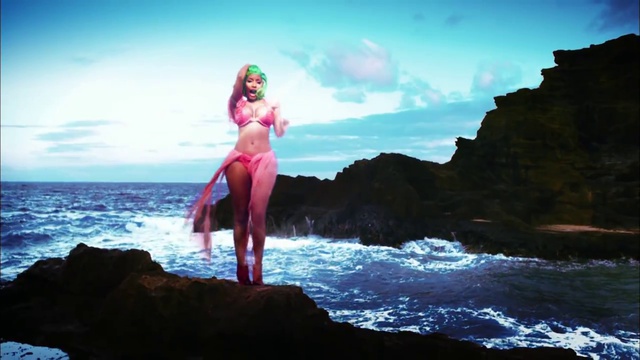 Nicki Minaj - Starships (Explicit)