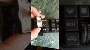 Замена лампочек в климат контроле на Mercedes W140