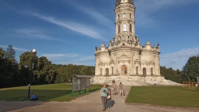 Знаменская церковь в Дубровицах