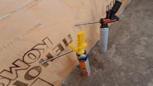 разница между дешёвым и дорогим пистолетом для монтажной пены