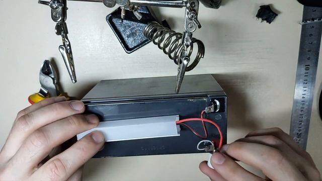 Аварійне світлодіодне освітлення. LED стрічка+акумулятор= супер світильник.Нічна підсвітка, дешево