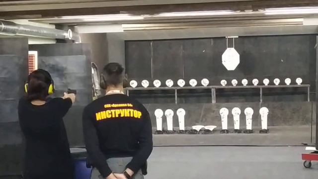 доча стреляет первый раз из боевого смотреть онлайн