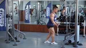 bodymaster : Разгибание на трицепс обратным хватом
