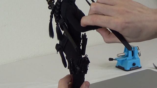 Talking Kitbashes with a 1/6 scale Custom Catch Me Samurai Action Figure смотреть онлайн