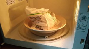 ПЕЛЬМЕНИ В МИКРОВОЛНОВКЕ ЗА 5 МИНУТ! ОФИСНЫЙ ЛАЙФХАК. БЫСТРЫЙ РЕЦЕПТ.