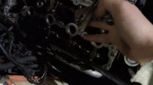 Туарег 4.2 FSI стучит после запуска.
