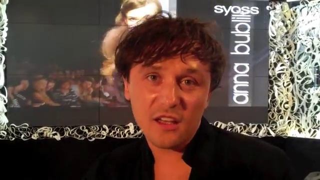 UFW: IDol by Smolin -- создание причесок показа смотреть онлайн