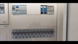 Германия обзор электрощита в построенном однофамильном доме.