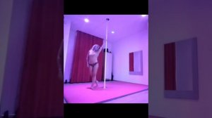 pole dance - pole art - coreografia - routine - inverted crucifix - aysha - ayesha