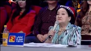 Уйгуры танцуют узбекский танец "Андижанская полька"