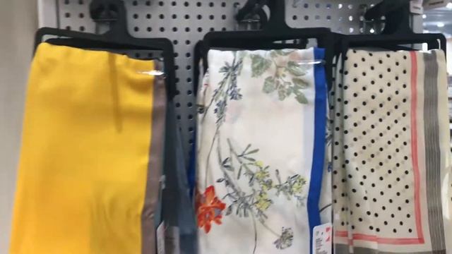 Vlog 3/ выбираем подарки к Новому Году/ zara / uniqlo / распаковка смотреть онлайн