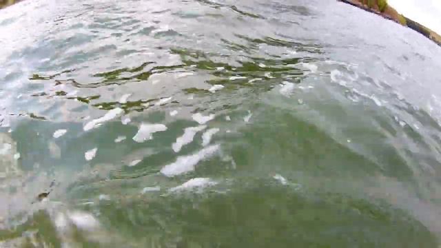 ЛОВЛЯ РАКОВ ПРИ ЭКСТРЕМАЛЬНЫХ УСЛОВИЯХ!Ветер не помеха ловля раков на раколовки смотреть онлайн