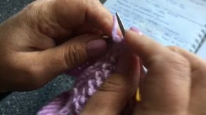 Вяжем детскую шапочку спицами. Шапка «Совушка».