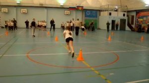 Эстафета с теннисными мячами