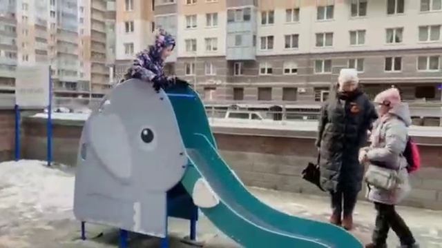 максим Zолотой ??. 1 Две столицы - олицетворение нашей с Вами поддержки наших парней...