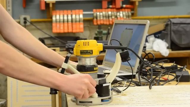 Ручний фрезер з ЧПУ смотреть онлайн