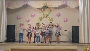 Студия "Весёлые нотки" песня "Солнечные зайчики" руководитель Денисова Надежда
