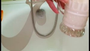 Как отстирать одежду, испачканную ягодами, компотом, фруктами
