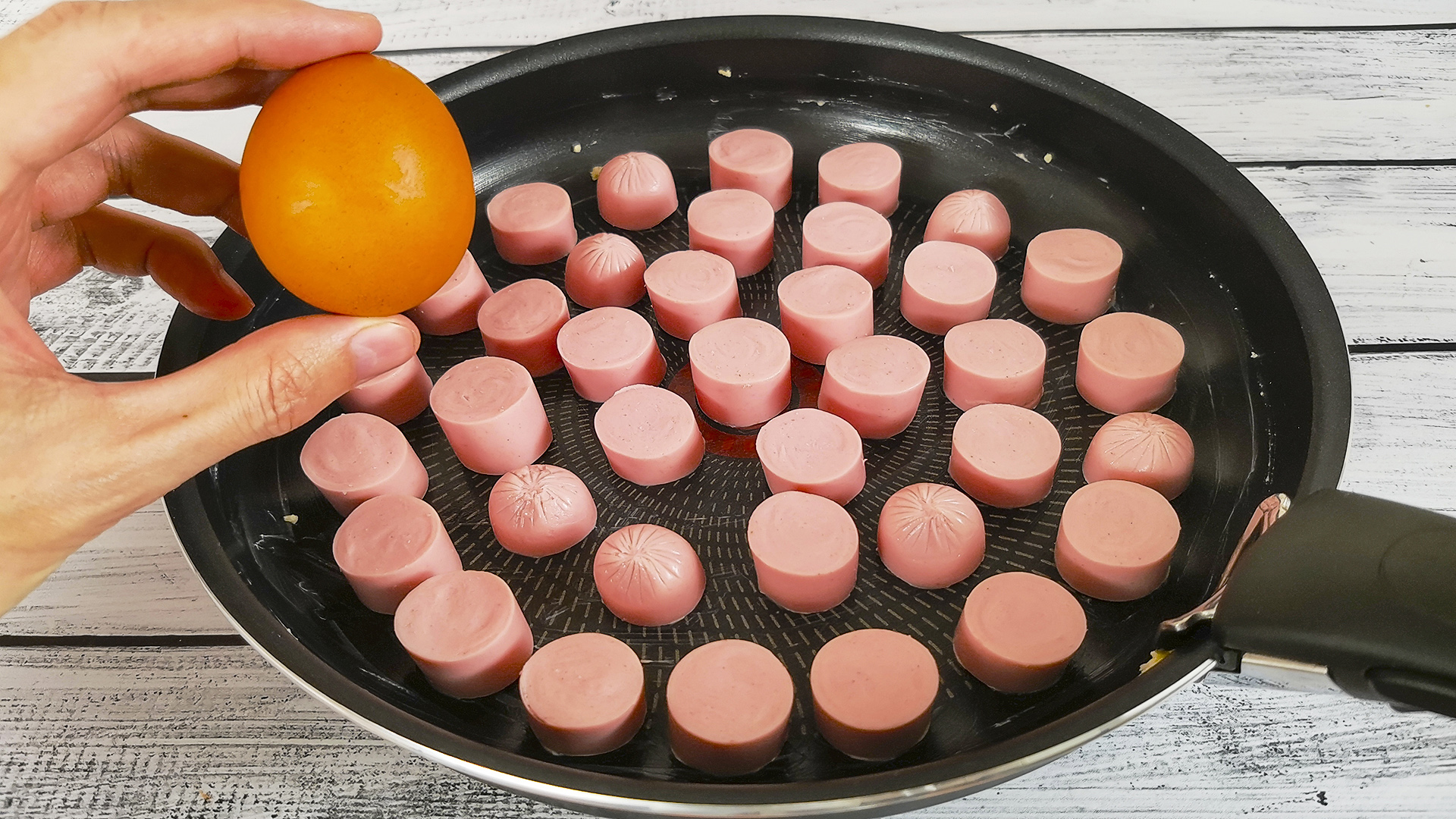 Простой, быстрый и вкусный завтрак из сосисок