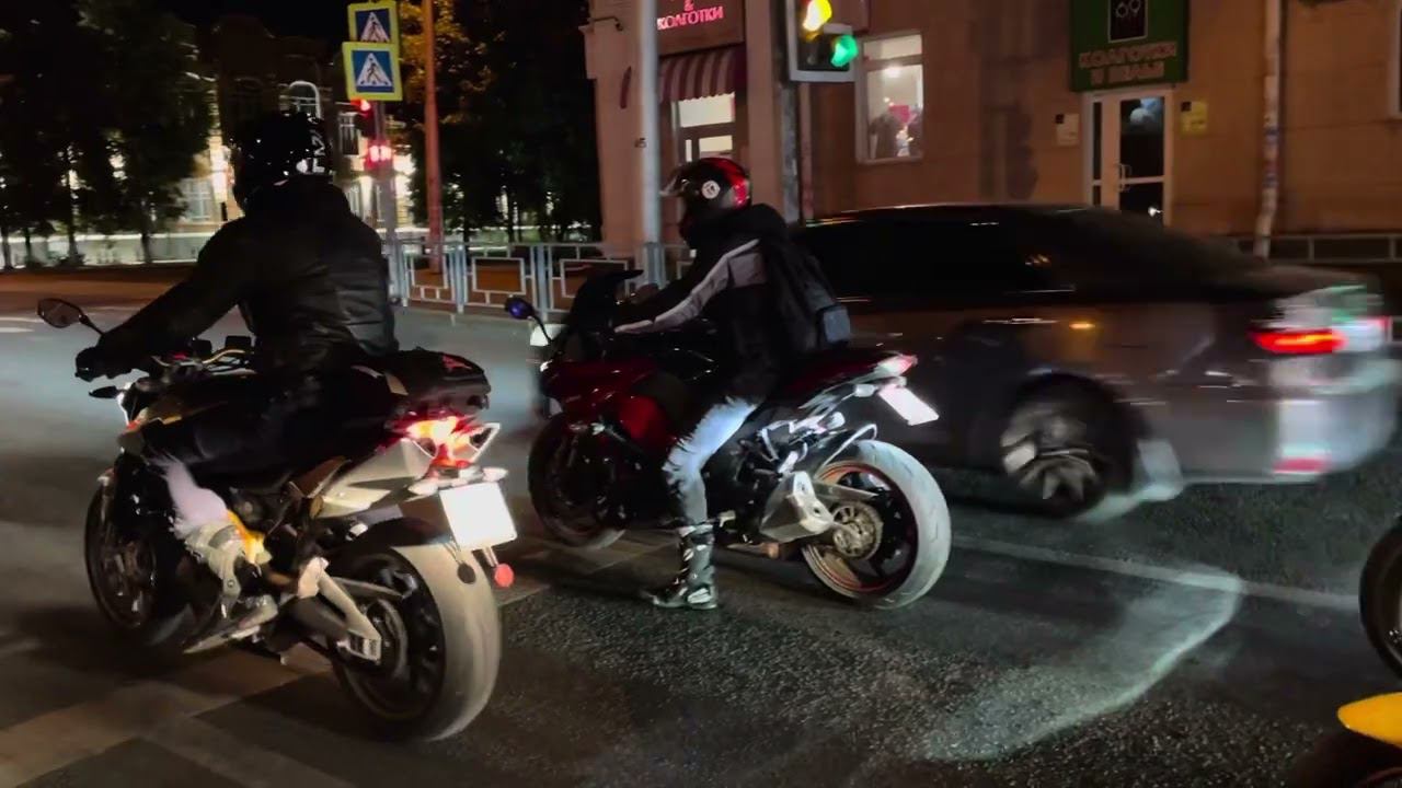 Ночная жизнь Уфимского "Мотодвижа" смотреть онлайн
