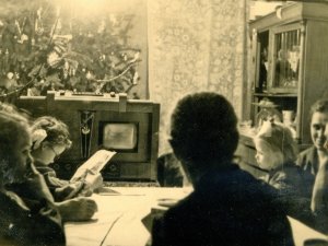 ЛЕНИНГРАД - ВОСПОМИНАНИЯ ДЕТСТВА (10) - (Фото одноименной группы), музыка - Случайный вальс (минус))