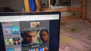 ВЛОГ// крашу волосы в синий цвет ????|| иду на тренировку:)