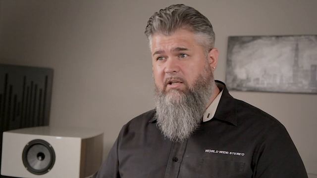 Review: Astell&Kern SR25 Portable Music Player