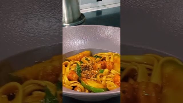 удон с креветками #еда #ресторан #удон #креветки