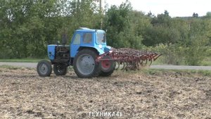 Бодрый старичок ЮМЗ-6 Беларусь в поле. Почти mini-till. Предпосевная обработка