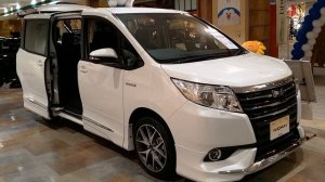 Христианская авторазборка. Тойота Ноах. НОЕВ КОВЧЕГ НА КОЛЕСАХ.