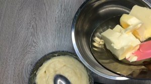 Крем пломбир на сметане.Универсальный,простой очень устойчивый и вкусный