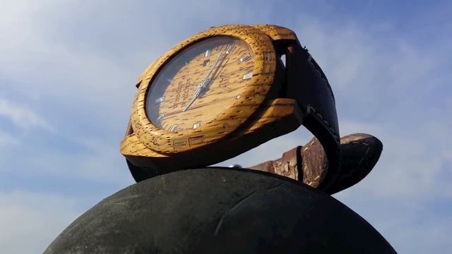 Наручные деревянные часы AA Wooden Watches S2 Zebrano