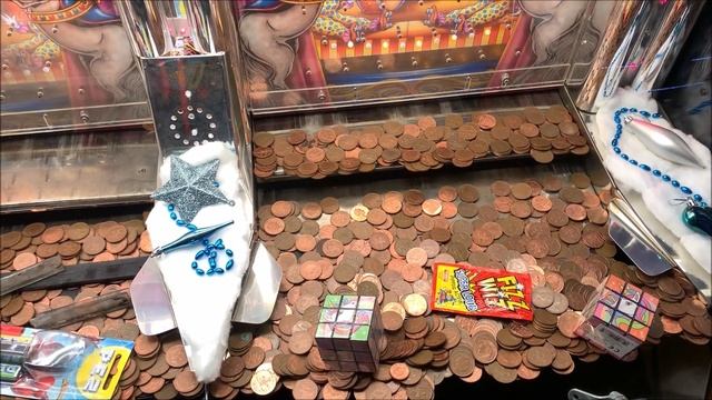 WITHERNSEA | THE CUBE! | 2p Coin Pushers at Amusement Arcades | Episode 9 смотреть онлайн