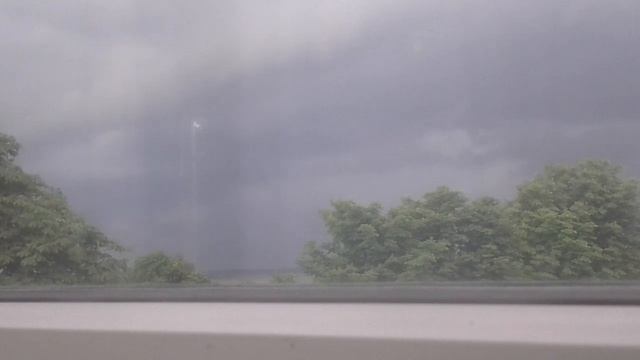 Приближение грозового  фронта смотреть онлайн