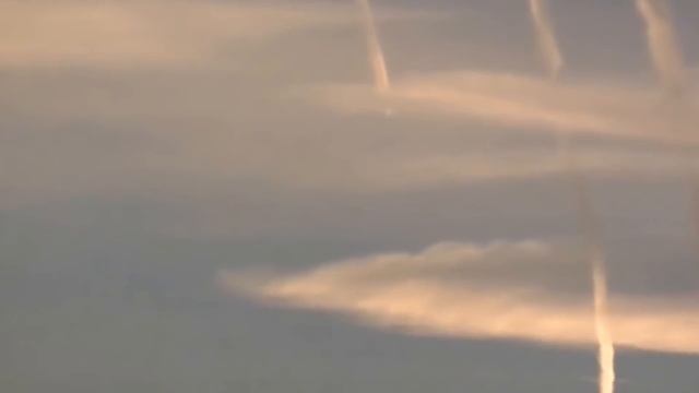 15 МИСТИЧЕСКИХ ЯВЛЕНИЙ В НЕБЕ СНЯТЫХ НА КАМЕРУ смотреть онлайн