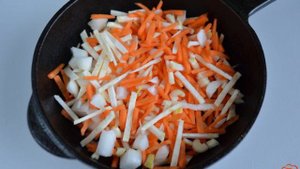 Суп с курицей и шпинатом
