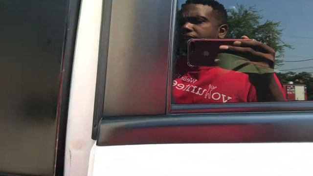 2006 Toyota Sequoia Limited V8 w/ Rear Entertainment System SUV смотреть онлайн