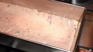 Кекс с брусникой