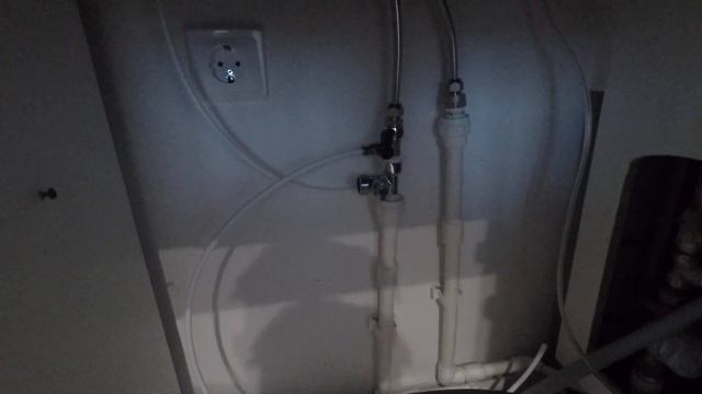 Как подсоединить смеситель для кухни с трубками к водопроводу. смотреть онлайн