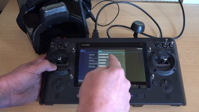 Yuneec ST 16/ HDMI Setting use смотреть онлайн