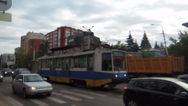 город уфа уфимский трамвай ул мингажева бульвар ибрагимова осень 2022 #russia tram blogger #blog